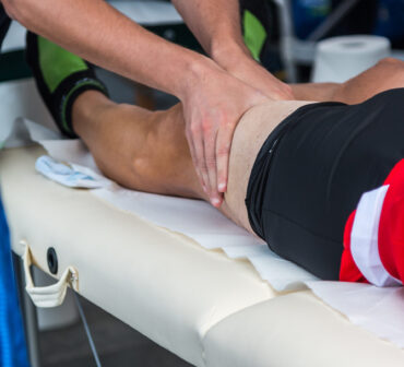 athlete-s-quadriceps-muscle-professional-massage-t-2026-01-09-14-22-25-utc